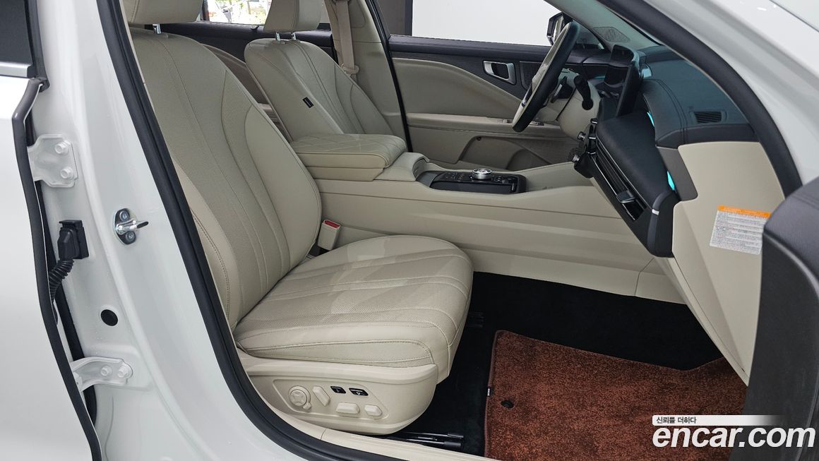Kia K8 2025
