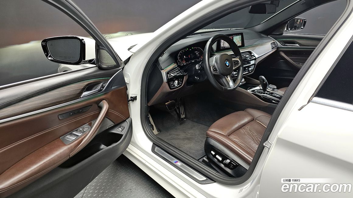 BMW 5-Series 2020