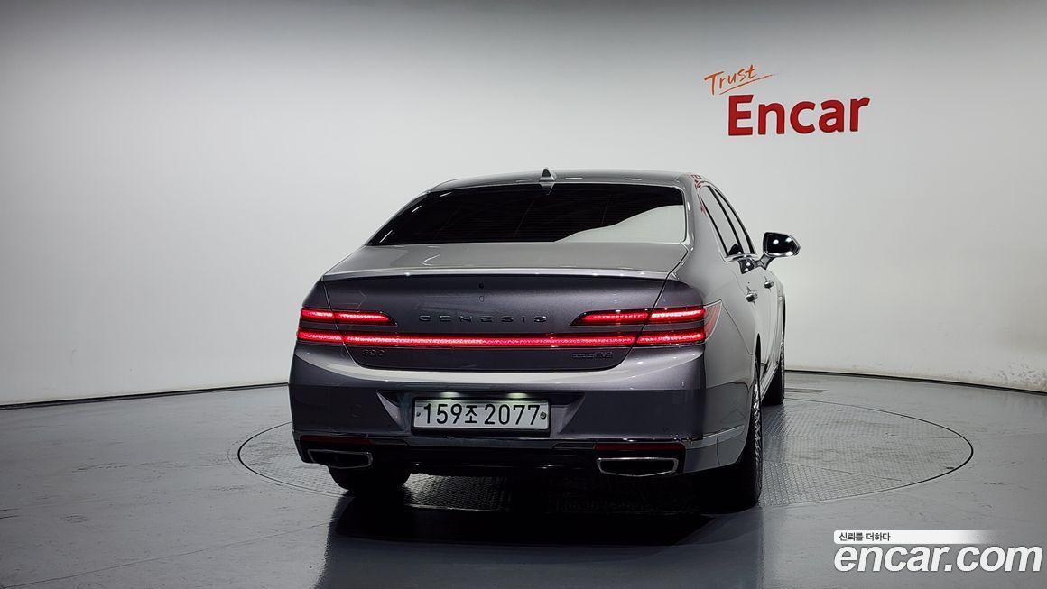 Genesis G90 2020