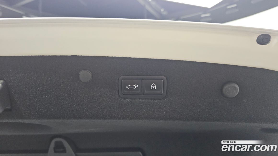 Kia K8 2025