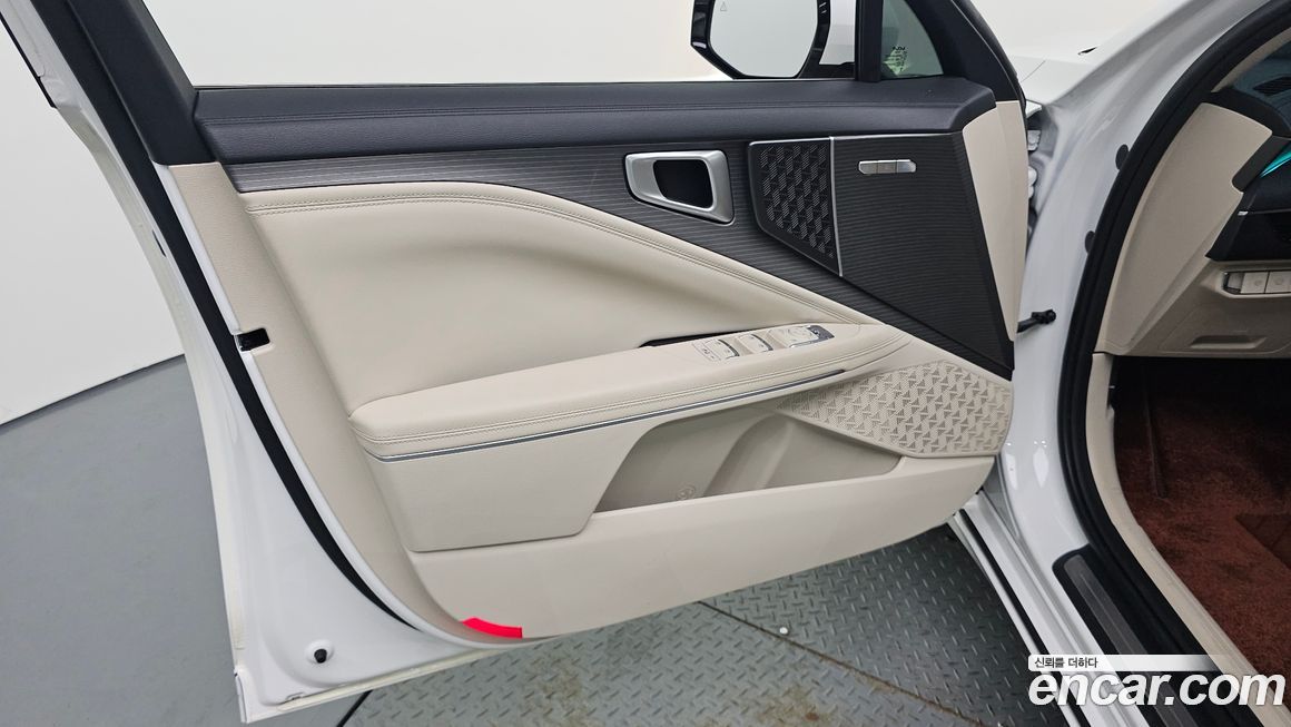 Kia K8 2025