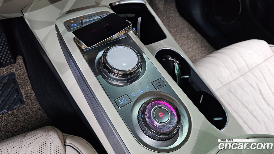 Genesis GV70 2023