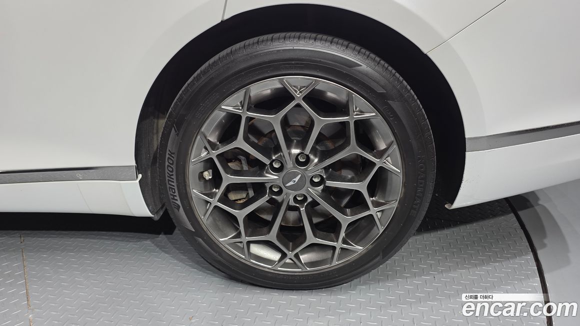 Genesis G80 2021
