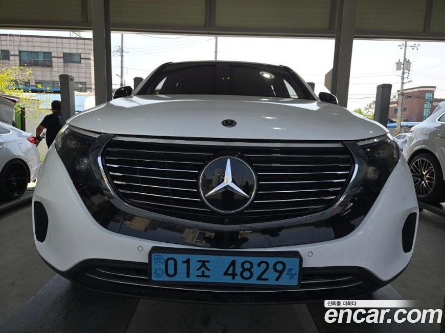 Mercedes-Benz EQC 2020