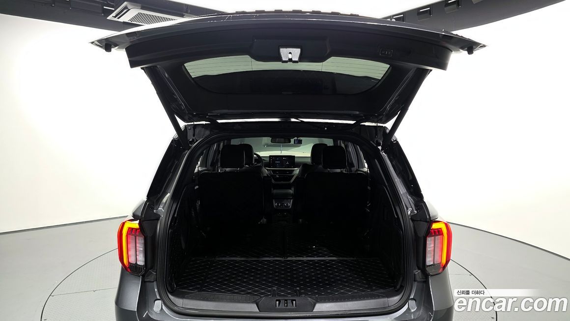 Ford Explorer 2025