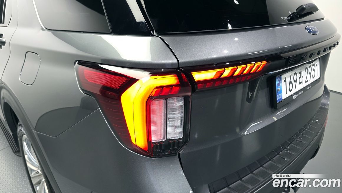 Ford Explorer 2025