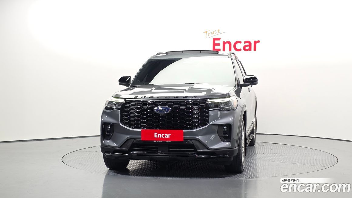 Ford Explorer 2025