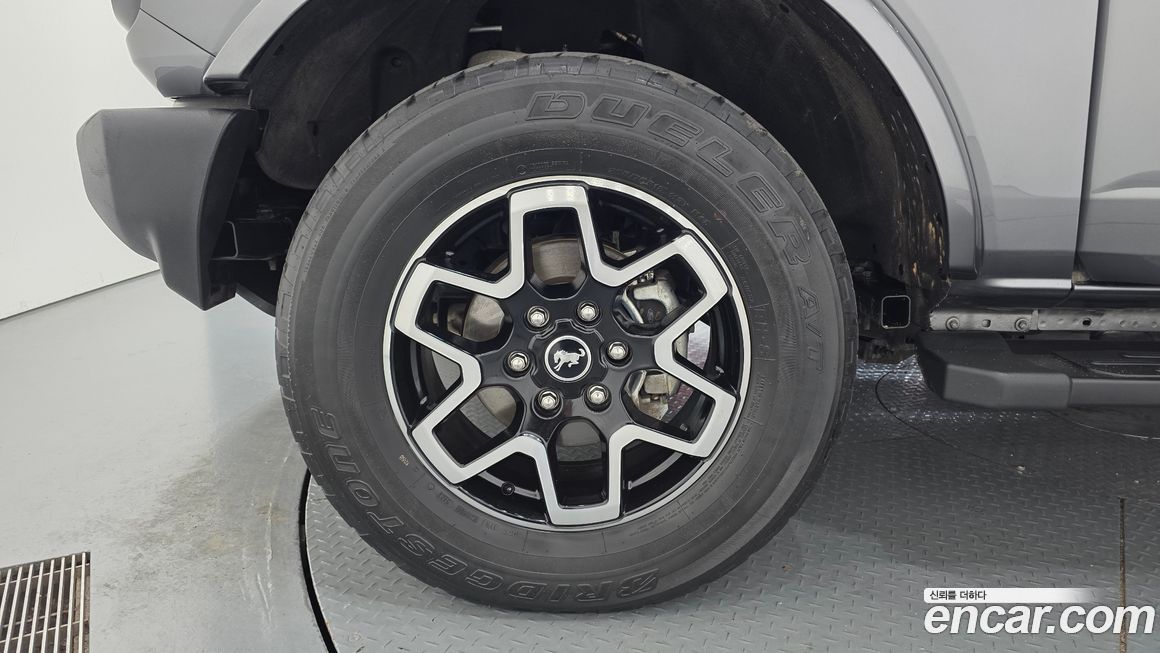 Ford Bronco 2022