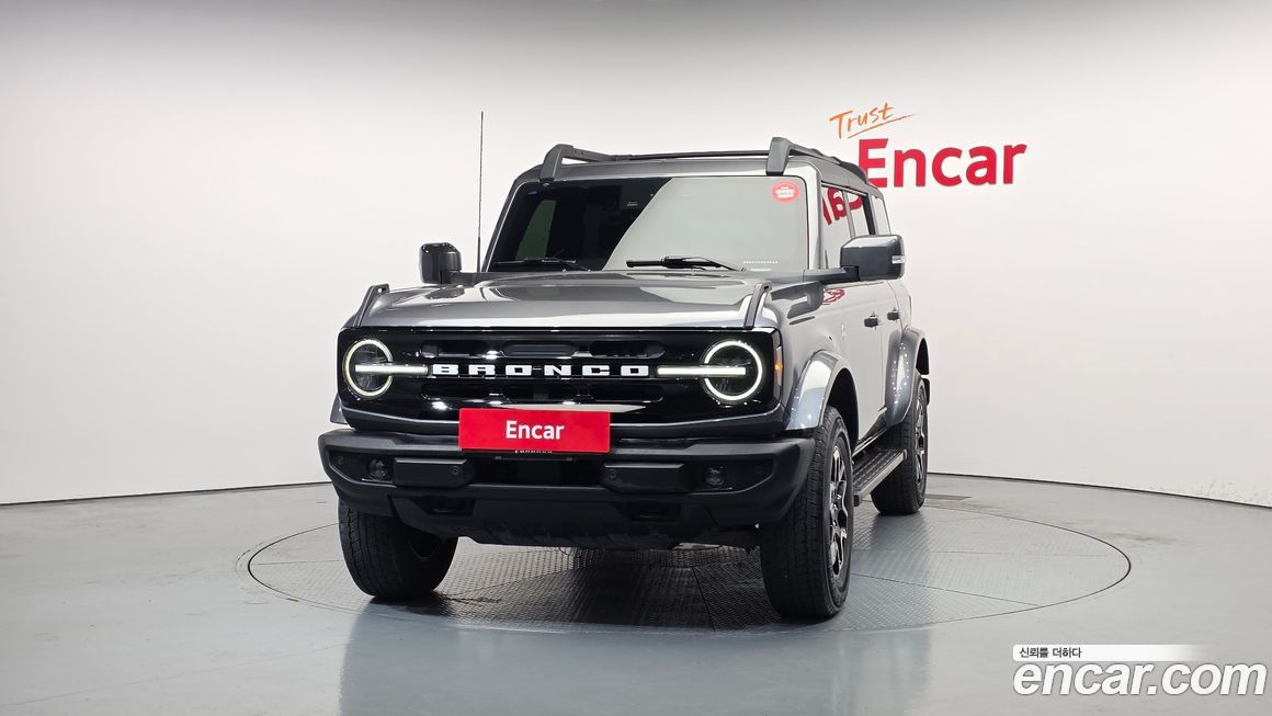 Ford Bronco 2022