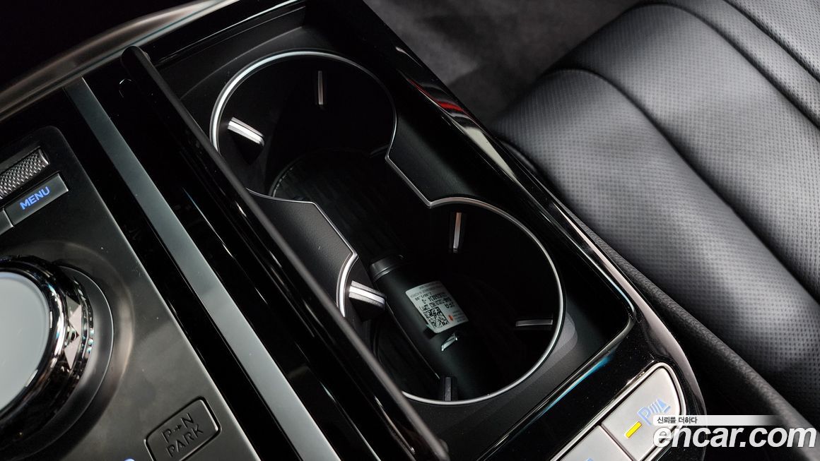 Genesis G80 2023