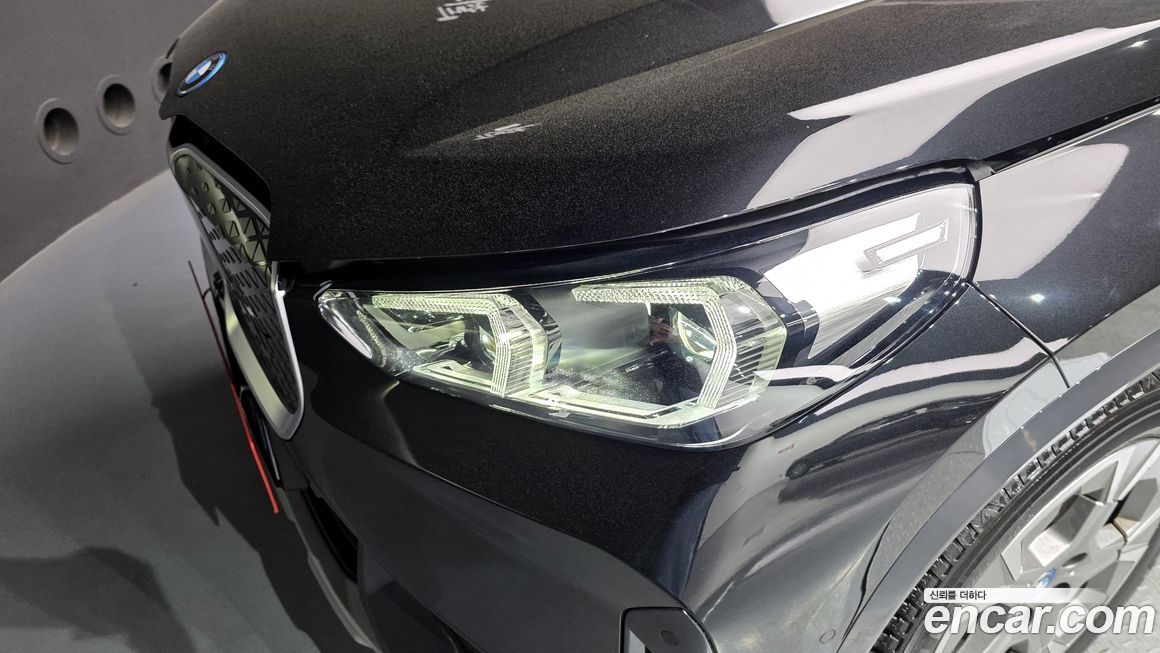 BMW iX1 2024