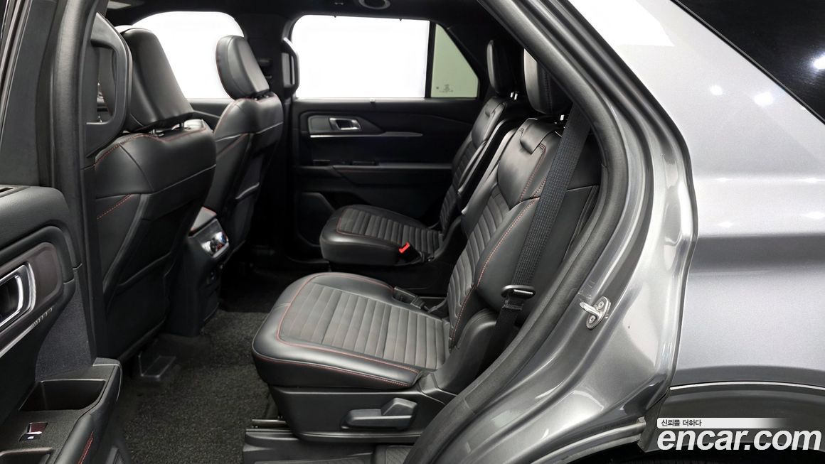 Ford Explorer 2025