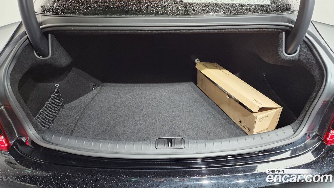 Genesis G80 2023