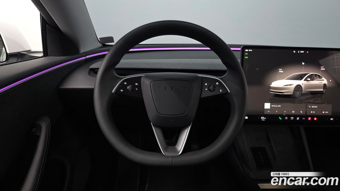 Tesla Model 3 2024