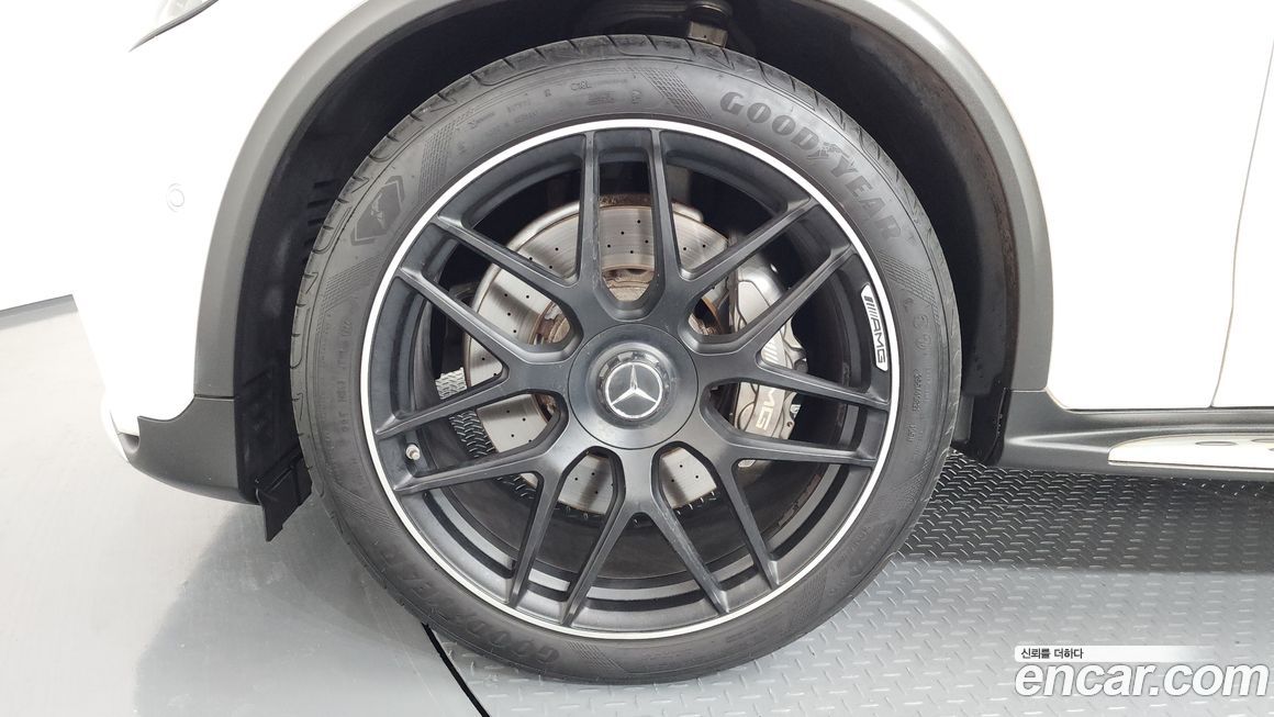 Mercedes-Benz GLC-Class 2019