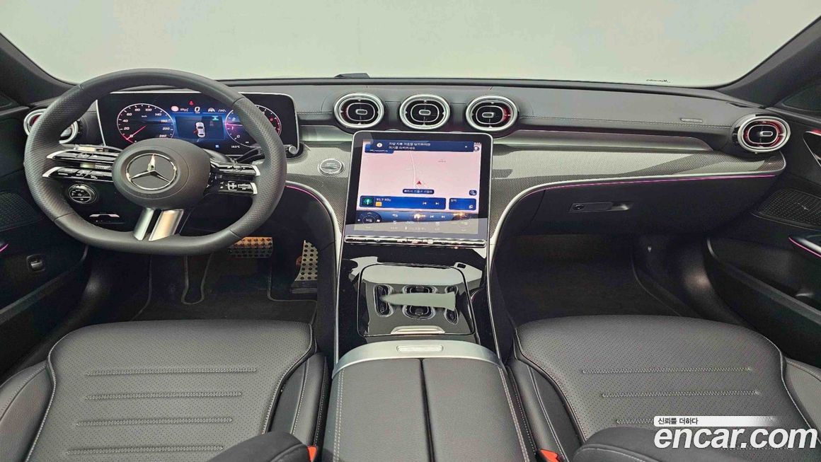 Mercedes-Benz C-Class 2025