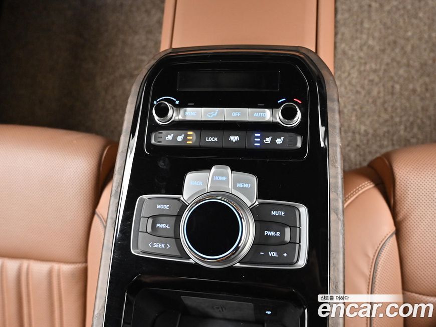 Genesis G90 2021