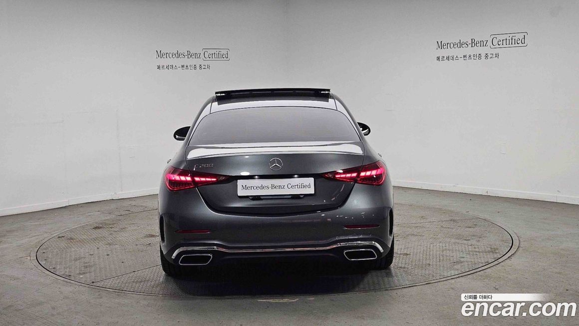 Mercedes-Benz C-Class 2025