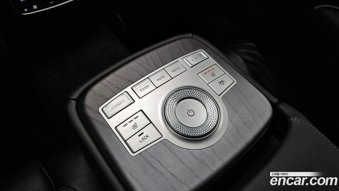 Genesis G80 2021