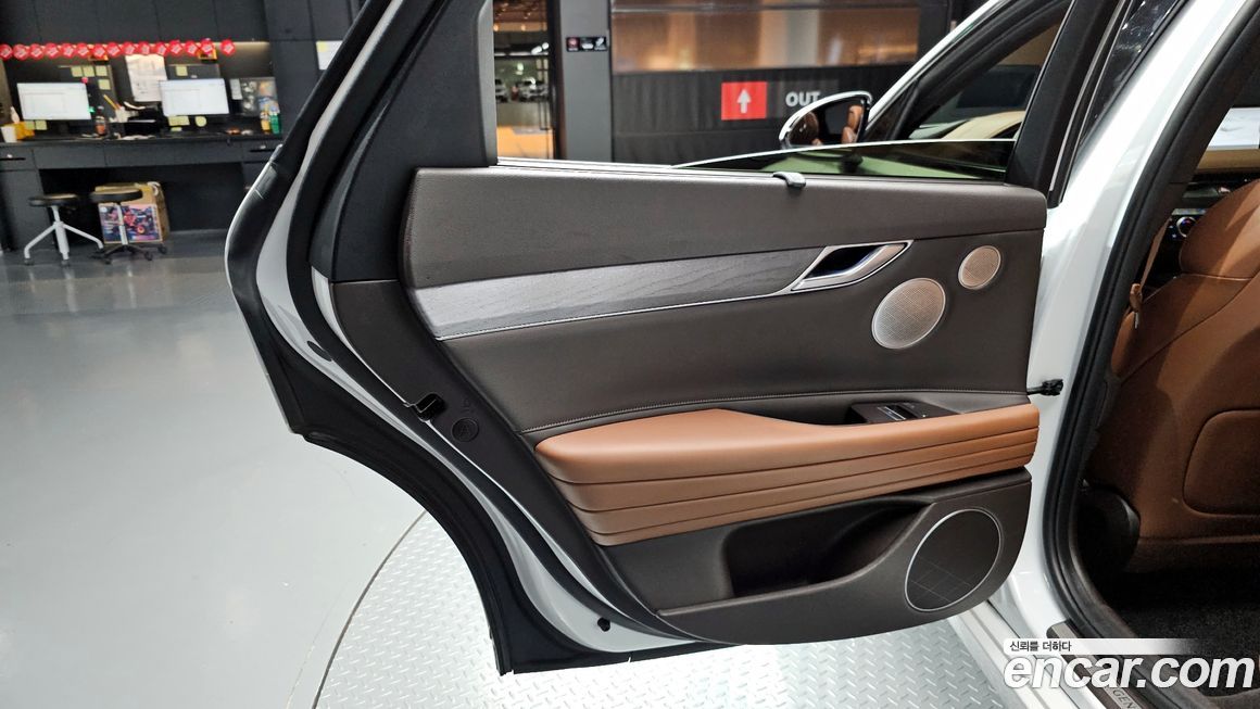 Genesis G80 2021