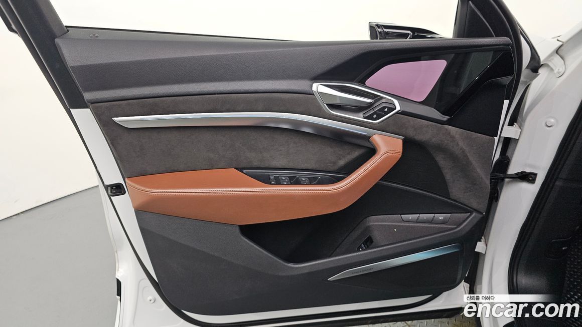 Audi e-tron 2021