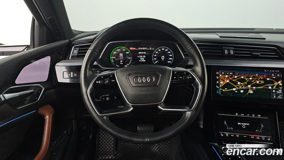 Audi e-tron 2021