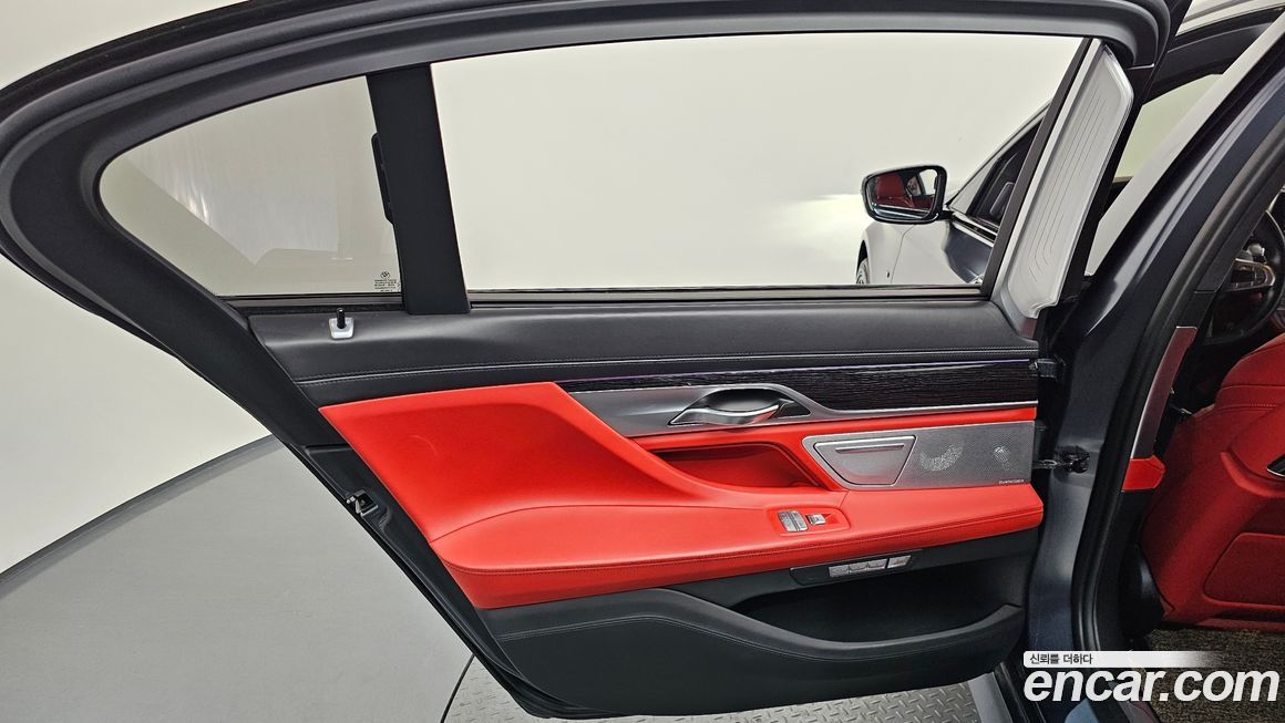 BMW 7-Series 2018
