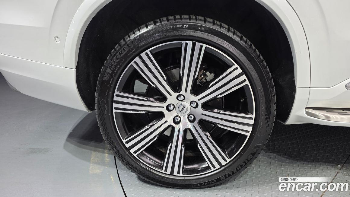 Volvo XC90 2021