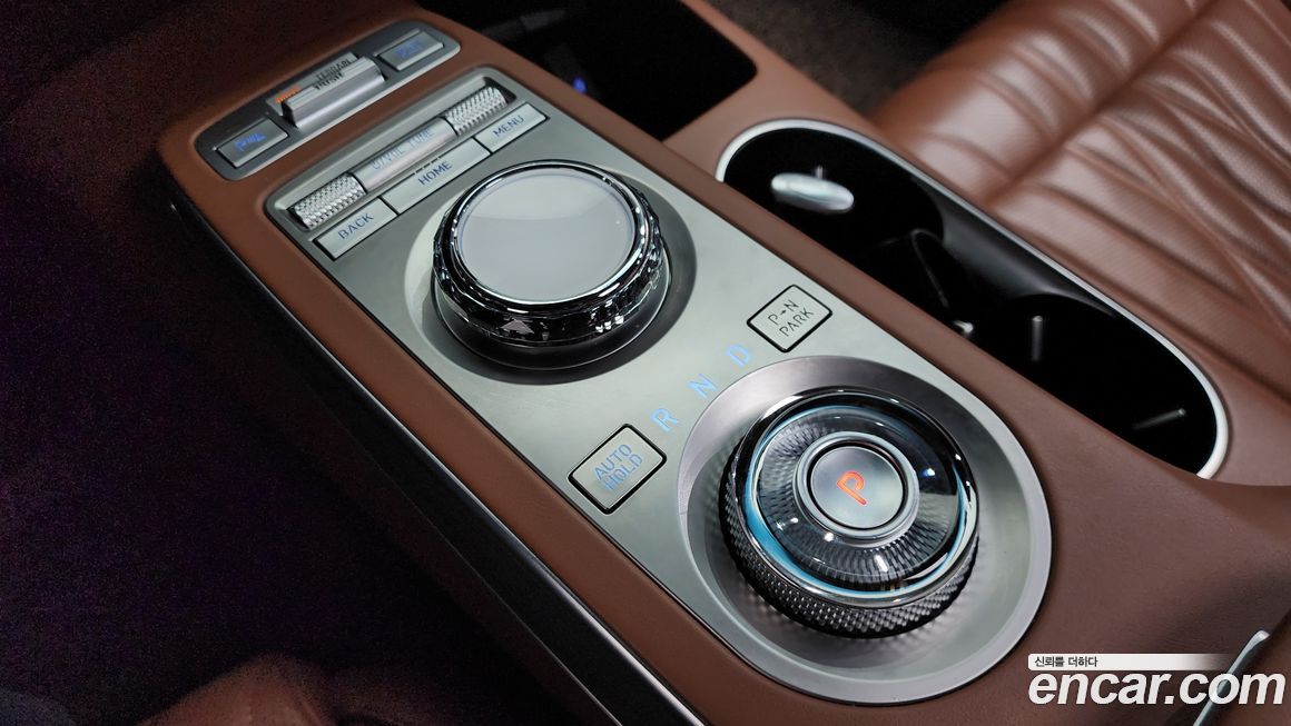Genesis GV70 2021
