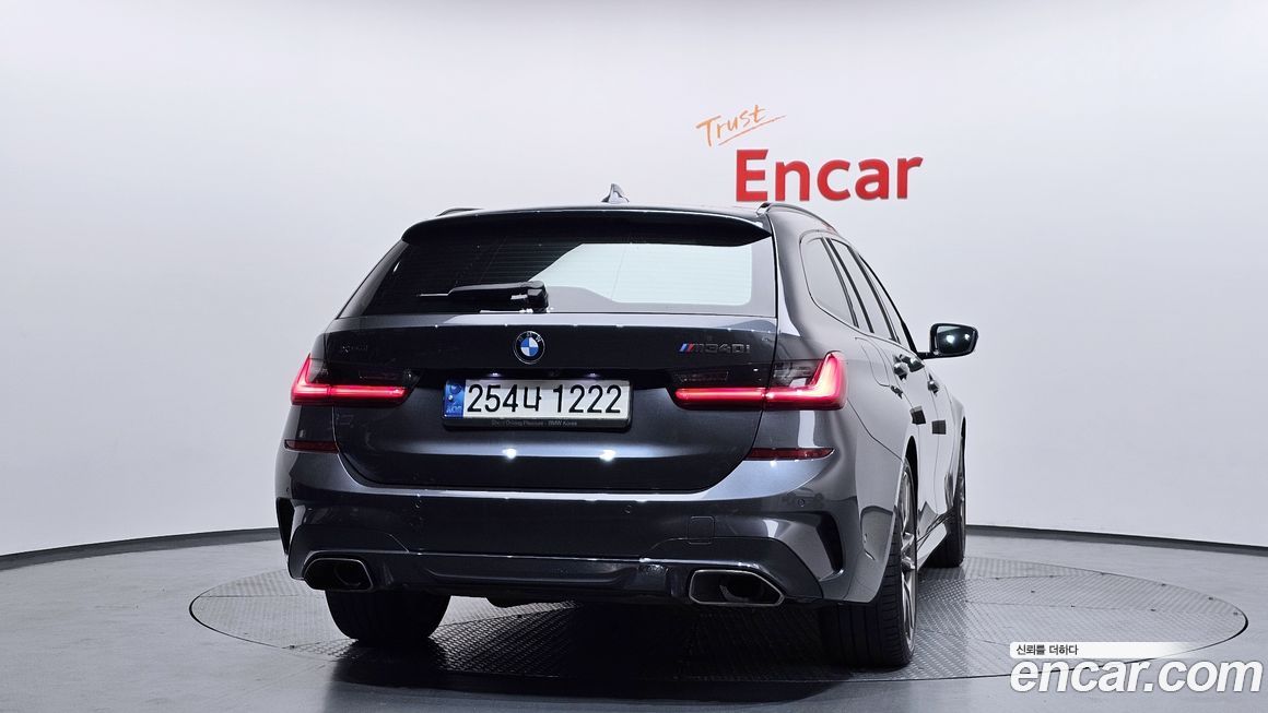 BMW 3-Series 2021