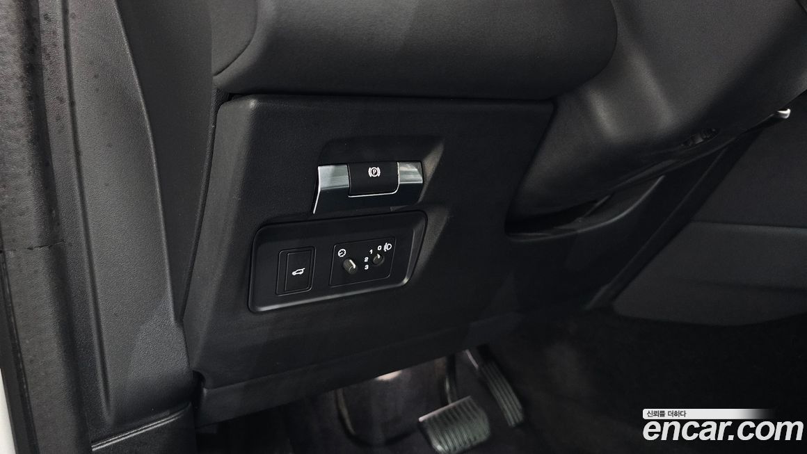 Land Rover Discovery Sport 2020