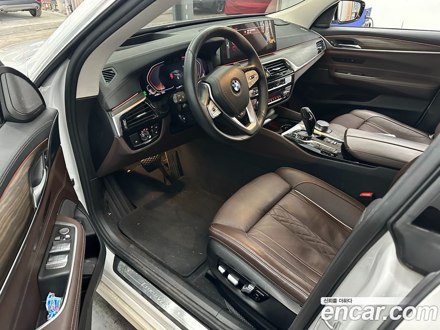 BMW Gran Turismo 2023