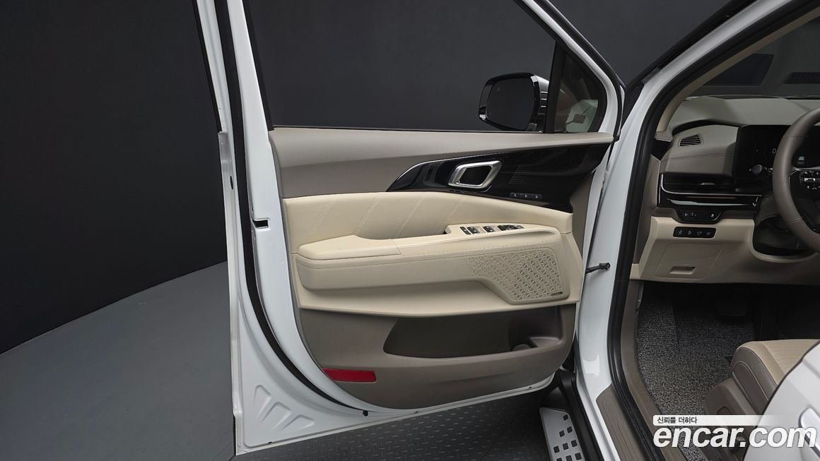 Kia Canival 2025