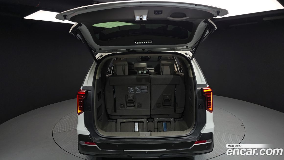 Kia Canival 2025