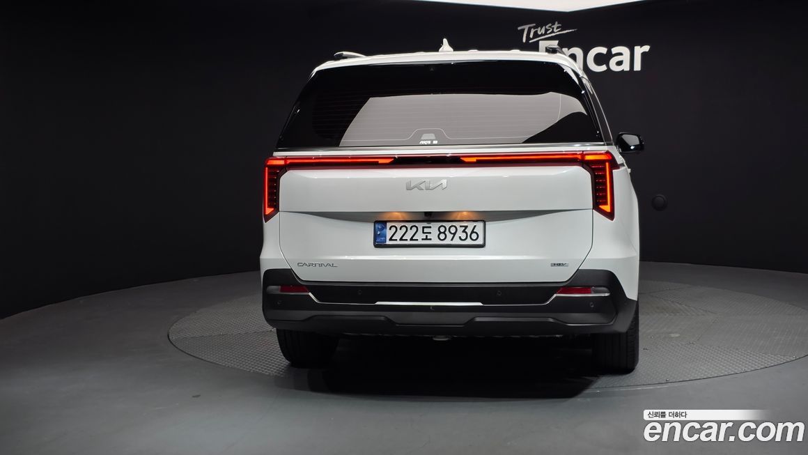 Kia Canival 2025