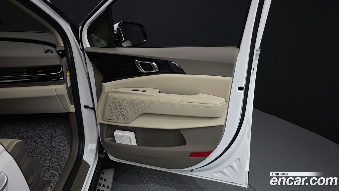Kia Canival 2025