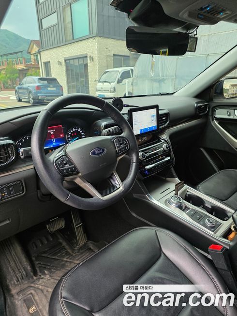 Ford Explorer 2022