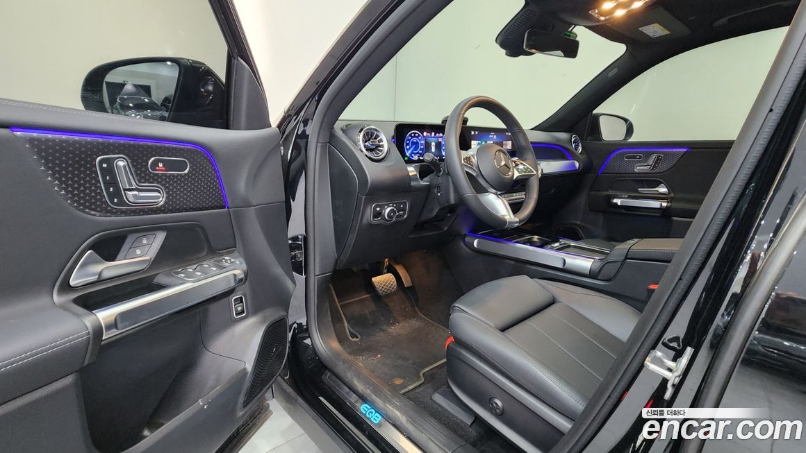 Mercedes-Benz EQB 2026