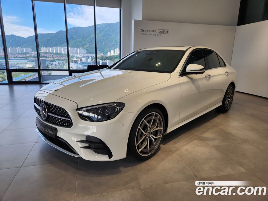 Mercedes-Benz E-Class 2021