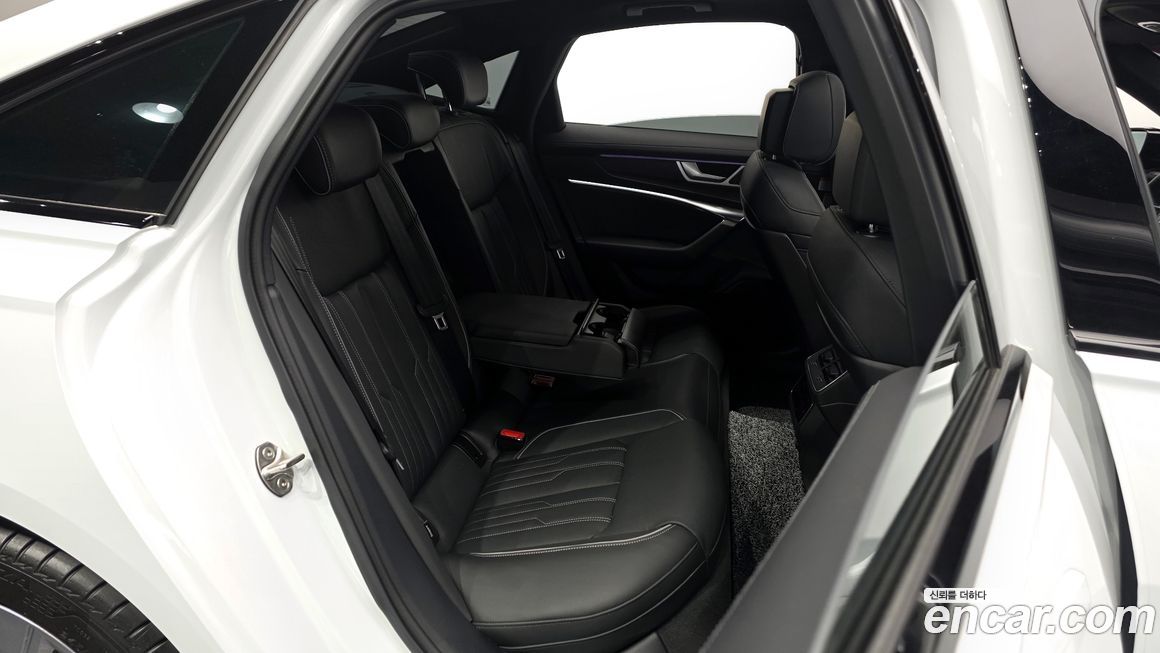 Audi A6 2025