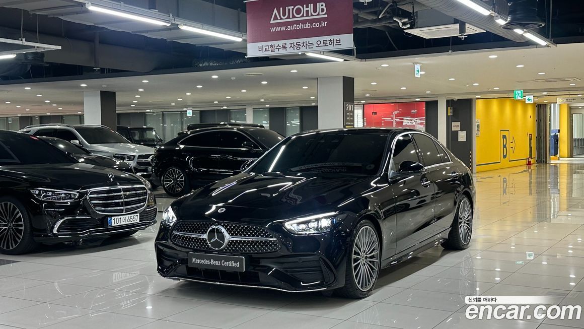 Mercedes-Benz C-Class 2024