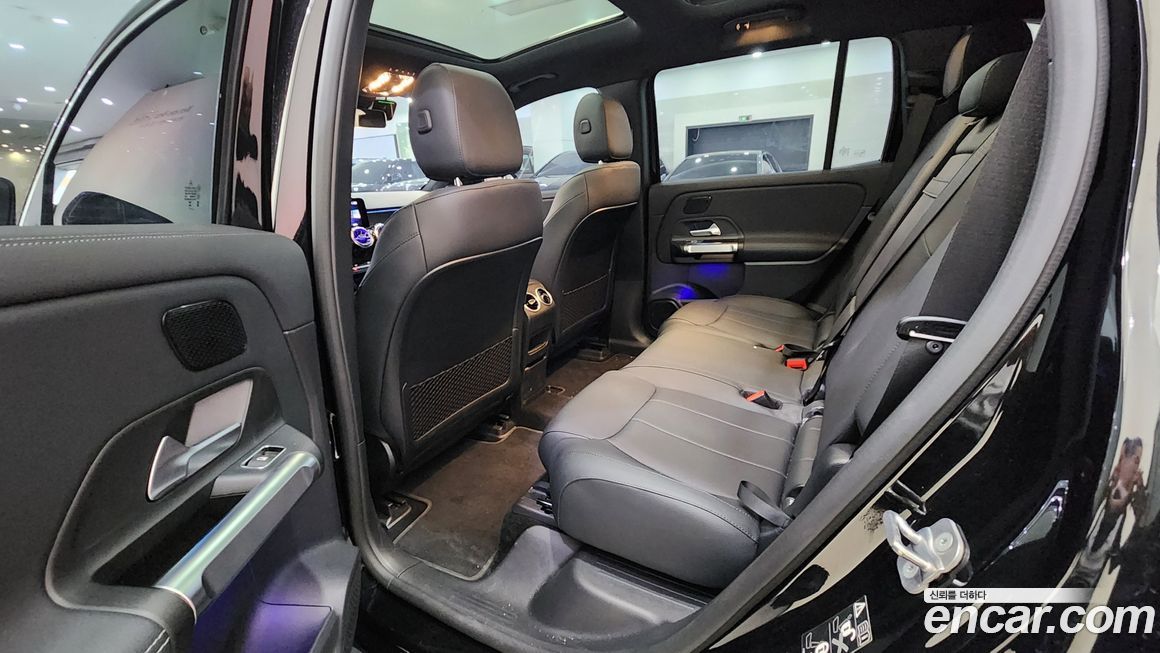 Mercedes-Benz EQB 2026