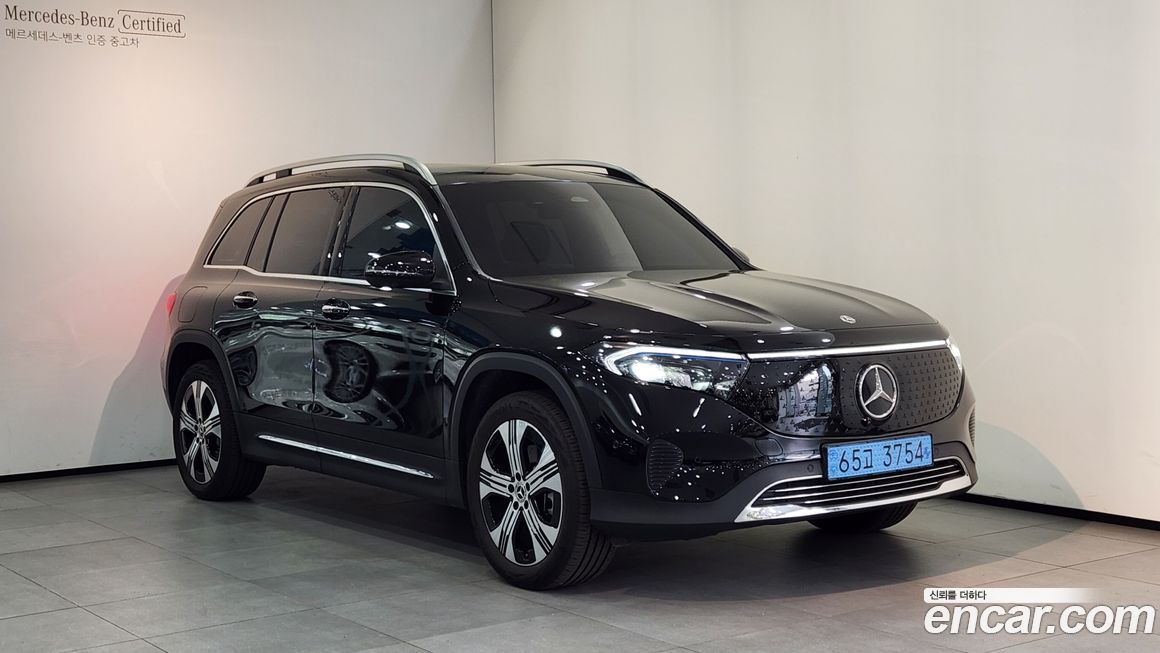 Mercedes-Benz EQB 2026