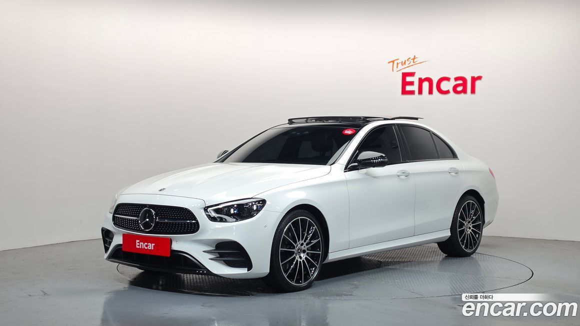 Mercedes-Benz E-Class 2023