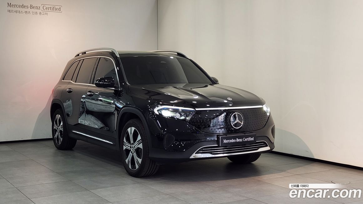 Mercedes-Benz EQB 2026