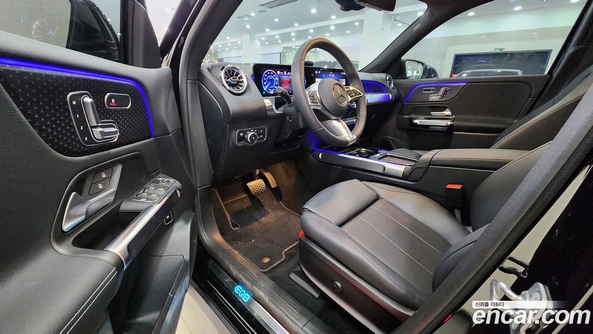 Mercedes-Benz EQB 2026