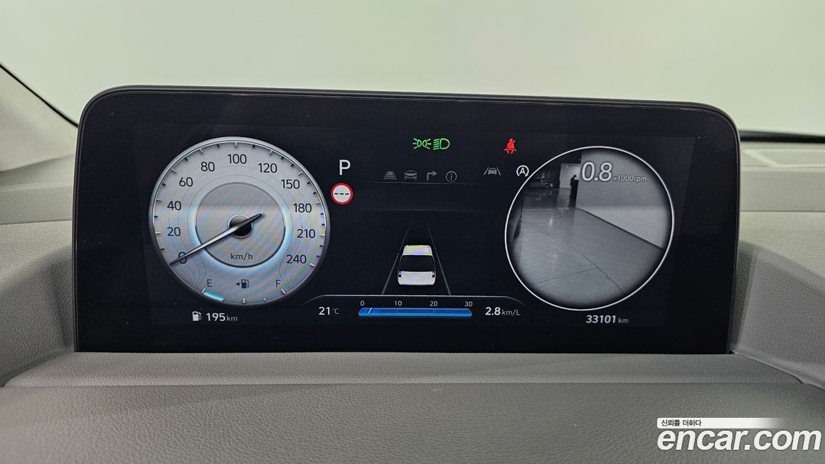 Hyundai Staria 2024
