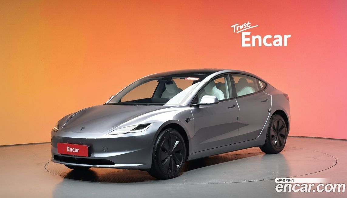 Tesla Model 3 2026