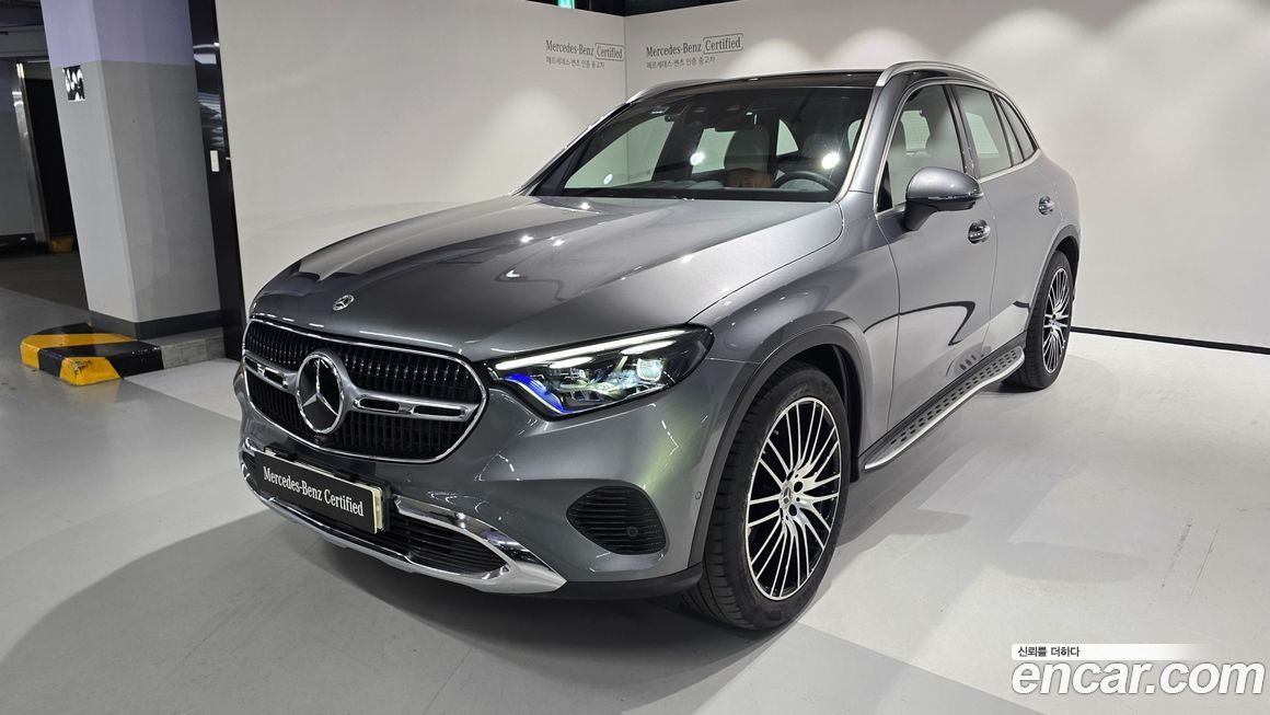 Mercedes-Benz GLC-Class 2023