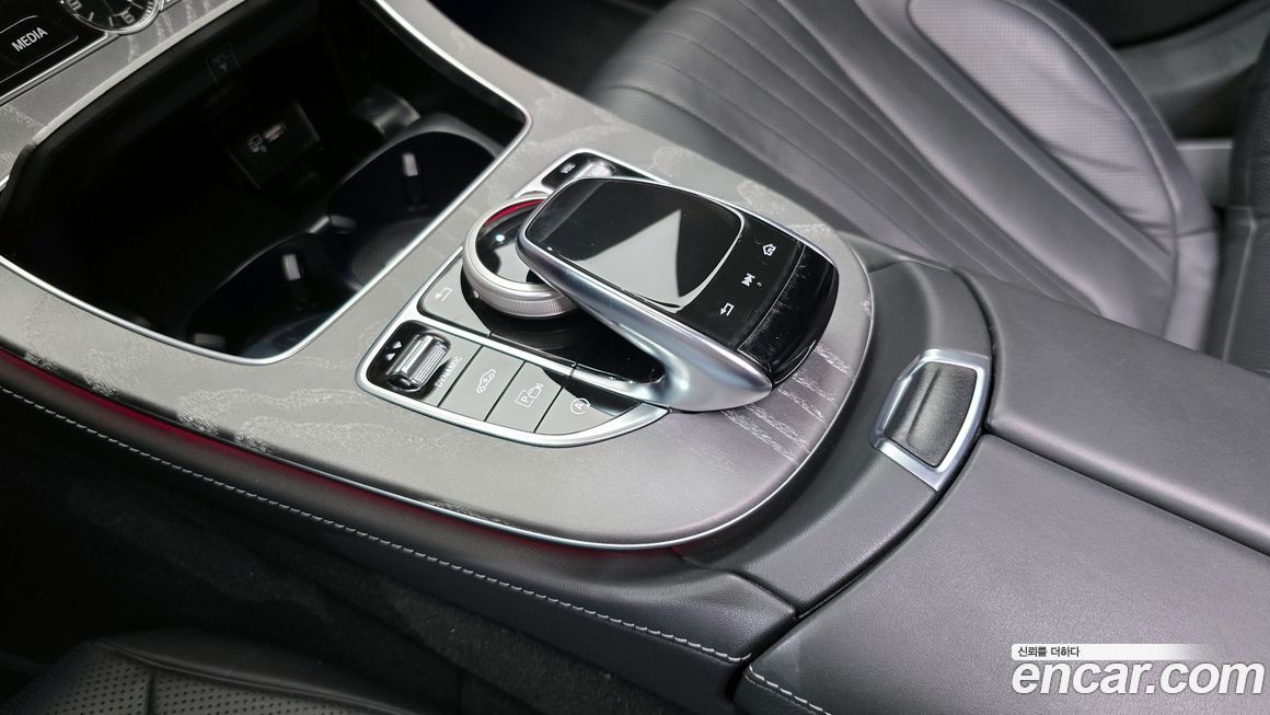 Mercedes-Benz CLS-Class 2020